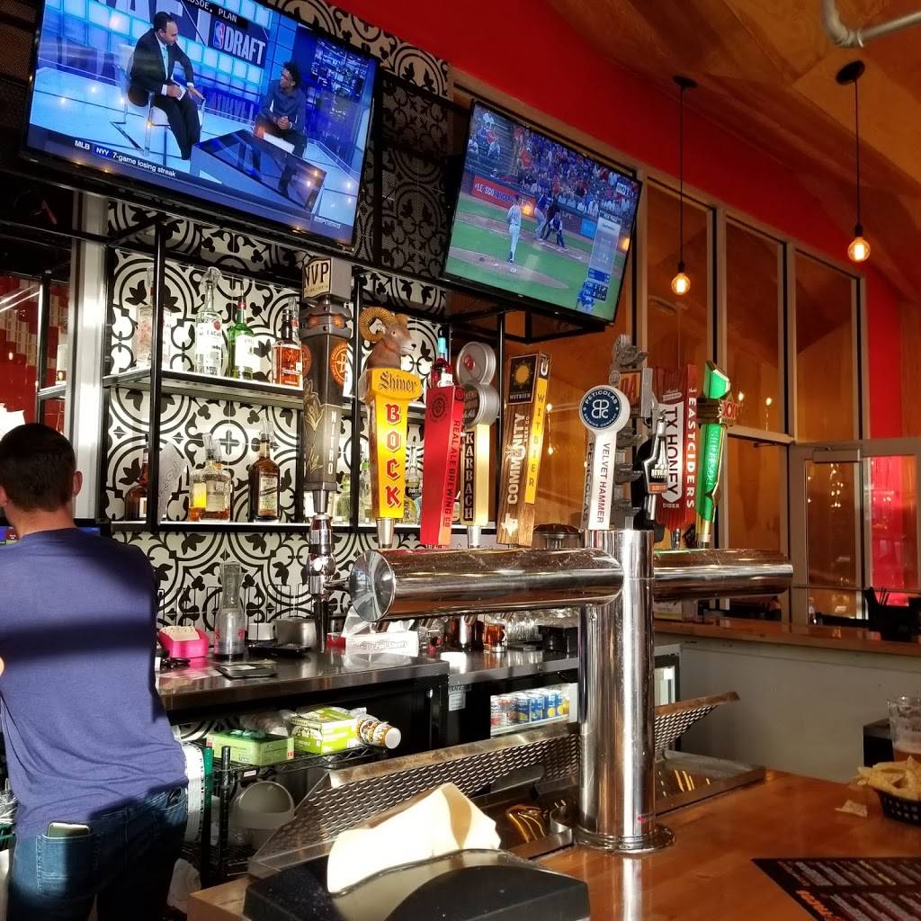 Torchys Tacos | restaurant | 4000 Five Points Blvd, E Interstate 20 Suite 141, Arlington, TX 76018, USA | 8174667331 OR +1 817-466-7331