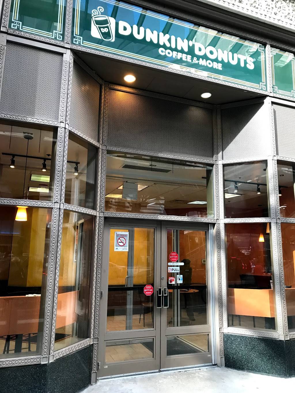 Dunkin Donuts | cafe | 1231 S Wabash Ave, Chicago, IL 60605, USA | 3127659952 OR +1 312-765-9952