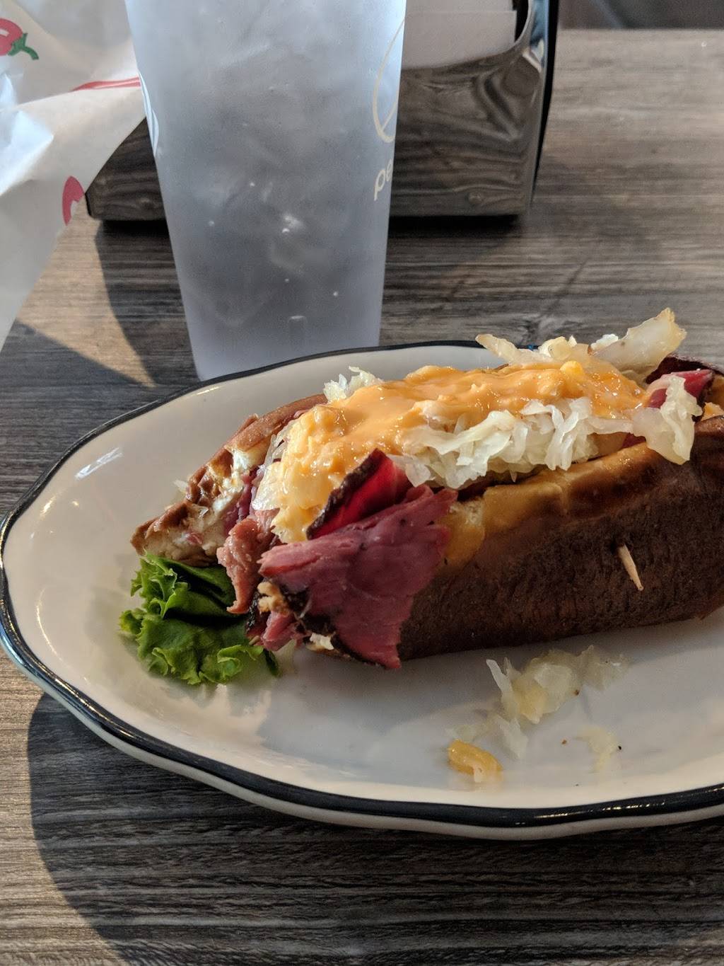 Intake Sports Bar & Grill | restaurant | 123 S Washington St, Sonora, CA 95370, USA | 2095888123 OR +1 209-588-8123