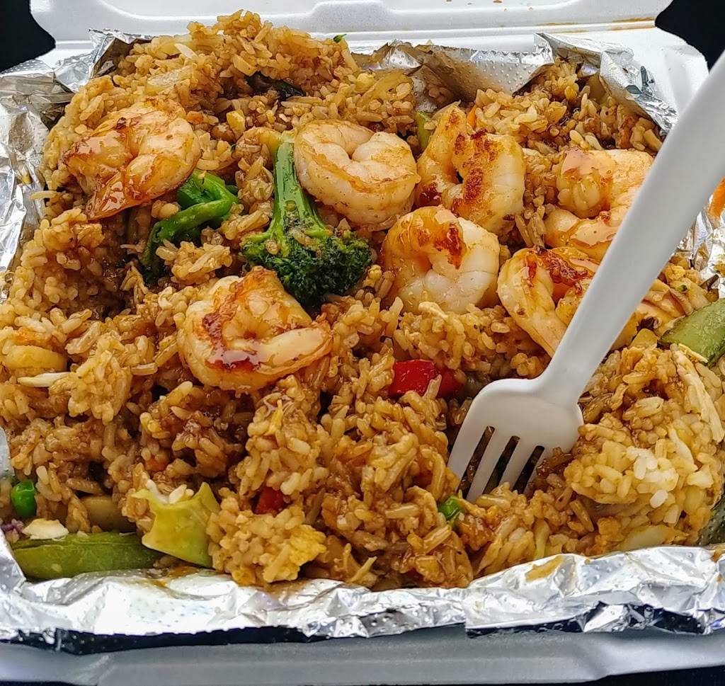 Wing Heaven | restaurant | 2020 Eastern Ave SE, Grand Rapids, MI 49507, USA | 6165700245 OR +1 616-570-0245