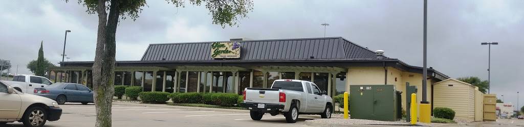 Olive Garden Italian Restaurant | meal takeaway | 2418 S Stemmons Fwy, Lewisville, TX 75067, USA | 9723156202 OR +1 972-315-6202