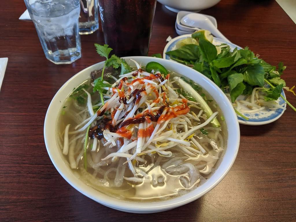 Pho Original | restaurant | 4747 Flintridge Dr, Colorado Springs, CO 80918, USA | 7193744935 OR +1 719-374-4935