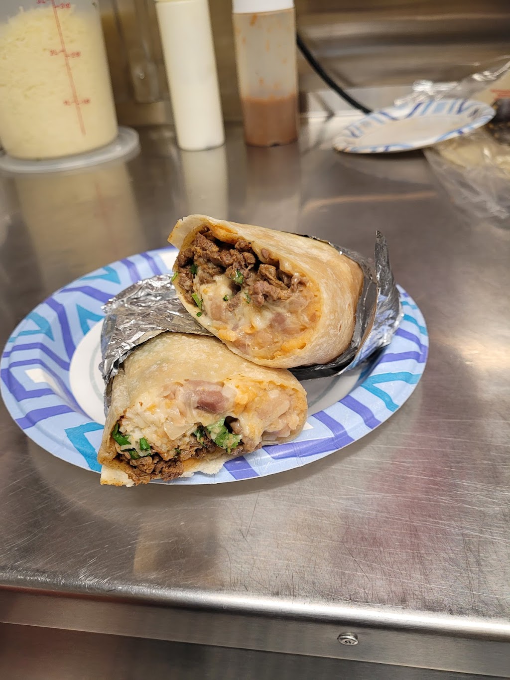 Tamales La Reina | restaurant | 5982 Losee Rd, North Las Vegas, NV 89081, USA | 7252195702 OR +1 725-219-5702