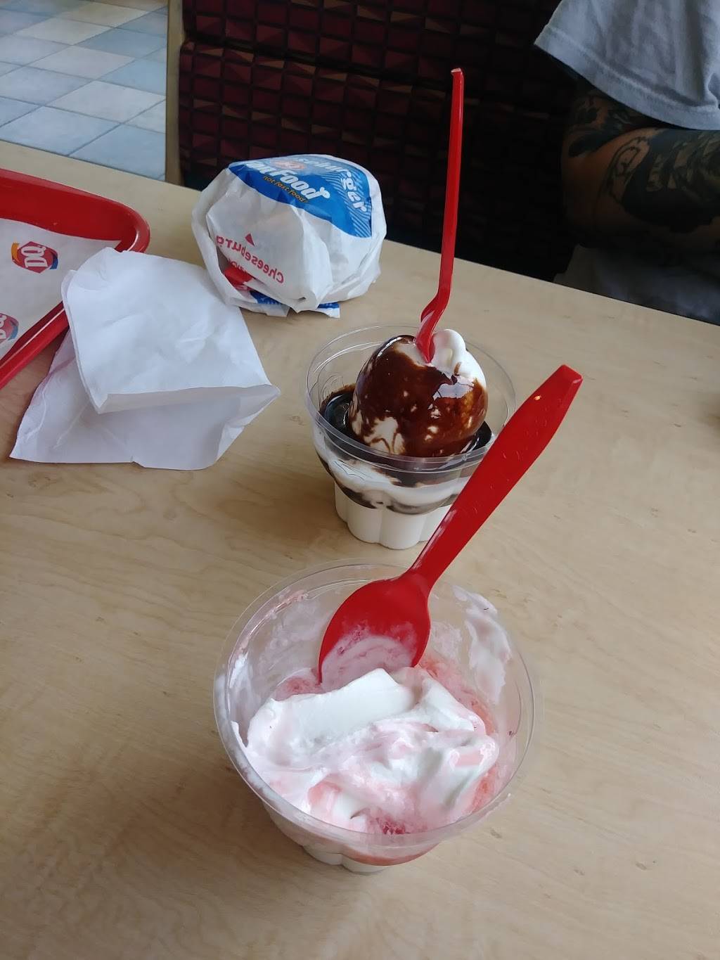 Dairy Queen Grill & Chill | restaurant | 2508 Oakdale Rd, Modesto, CA 95355, USA | 2095516428 OR +1 209-551-6428