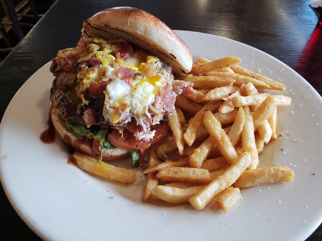 Antonios Pizza | restaurant | 31 Federal St, Belchertown, MA 01007, USA | 4133236844 OR +1 413-323-6844