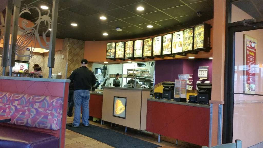 Taco Bell | meal takeaway | 1808 Calumet Ave, Valparaiso, IN 46383, USA | 2194657774 OR +1 219-465-7774