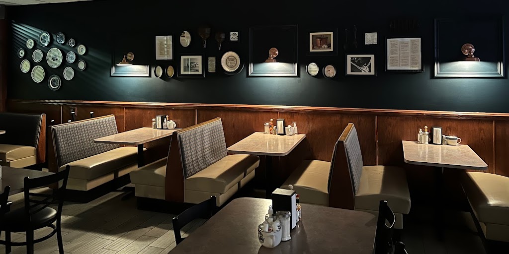 Kozy Nuk Cafe | restaurant | 214 W Cottage Grove Rd, Cottage Grove, WI 53527, USA | 6088390445 OR +1 608-839-0445