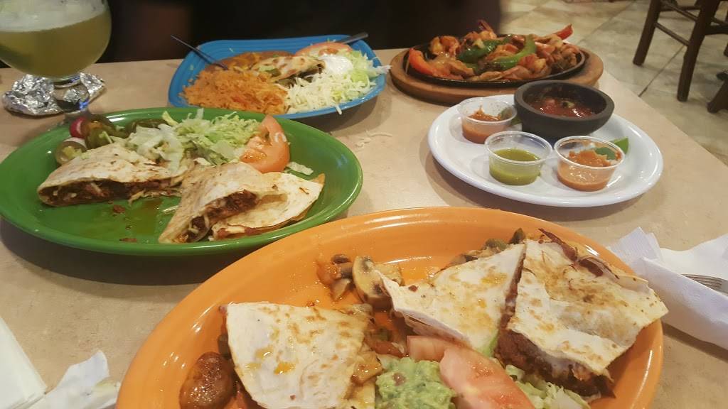 FONDA LA TAQUIZA | restaurant | 5135 Albemarle Rd, Charlotte, NC 28205, USA | 7045315757 OR +1 704-531-5757