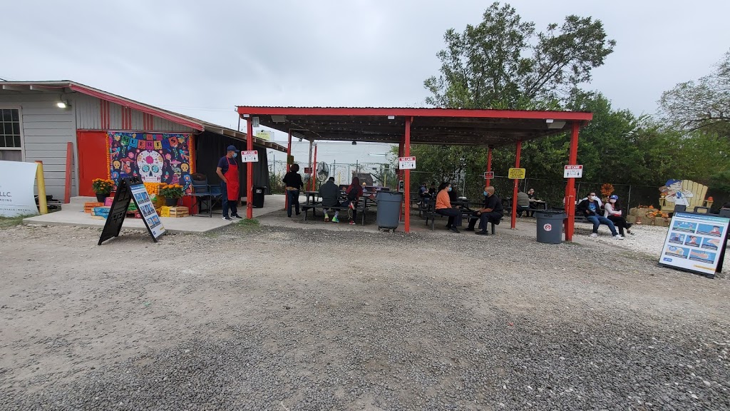 El Remedio Taco Truck | restaurant | 2924 Culebra Rd, San Antonio, TX 78228, USA | 2106213112 OR +1 210-621-3112