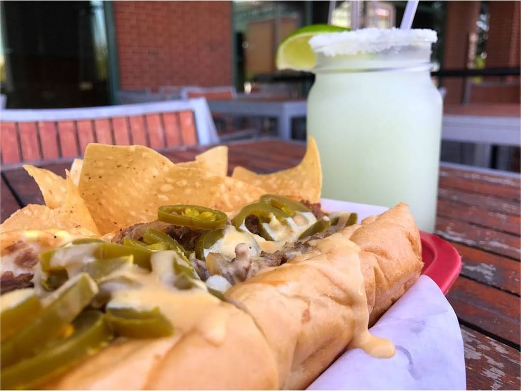 Texadelphia | restaurant | 746 S Central Expy Suite 100, Richardson, TX 75080, USA | 2144849363 OR +1 214-484-9363