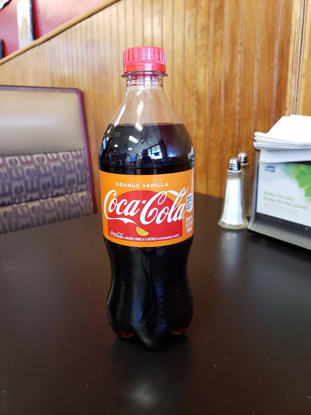 Christos Royal Pizza | restaurant | 68 Main St, Lakeville, MA 02347, USA | 5089476650 OR +1 508-947-6650