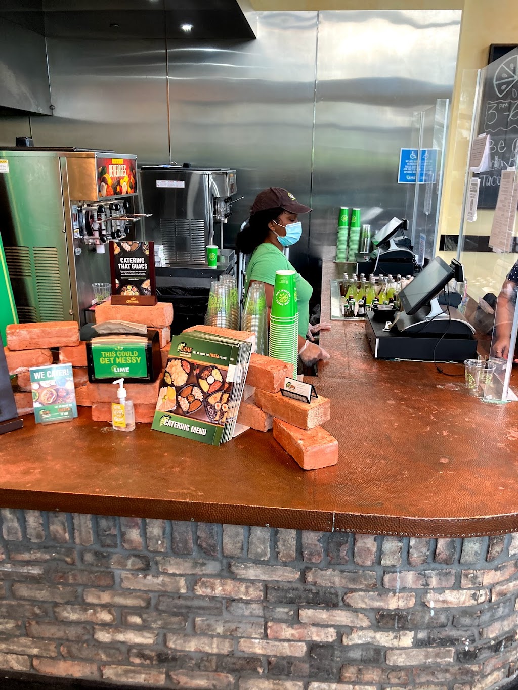 Lime Fresh Mexican Grill | restaurant | 31 S Pointe Dr, Dania Beach, FL 33004, USA | 7542193206 OR +1 754-219-3206