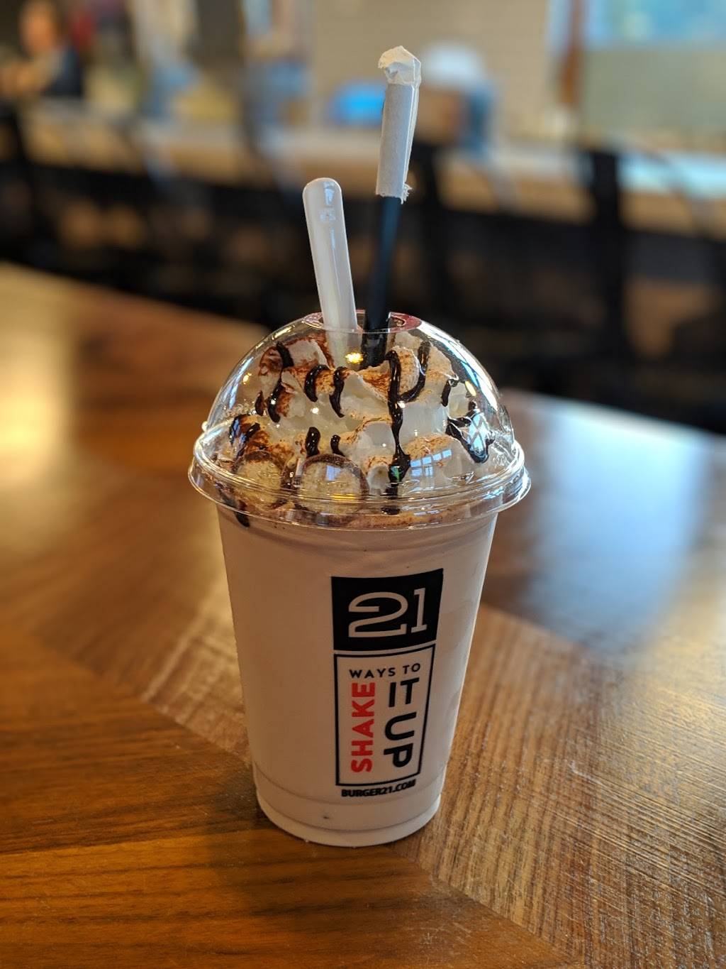 Burger 21 | restaurant | 2500 Old Milton Pkwy #100, Alpharetta, GA 30004, USA | 6783811422 OR +1 678-381-1422