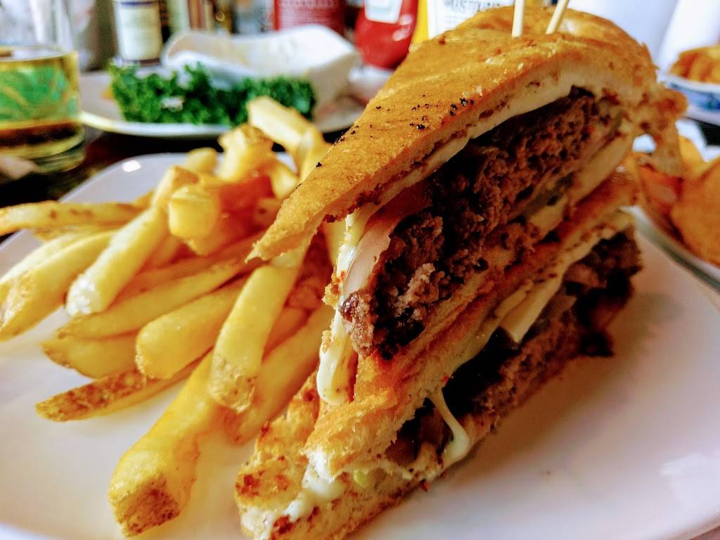 Hula Moon Tiki Grill | restaurant | 1900 Florida A1A, Indian Harbour Beach, FL 32937, USA | 3212414808 OR +1 321-241-4808