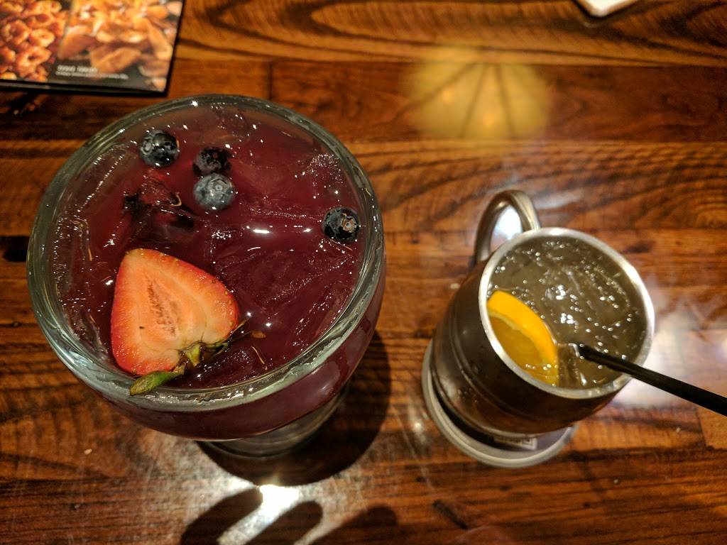 LongHorn Steakhouse | meal takeaway | 309 N Alafaya Trail, Orlando, FL 32828, USA | 4074822100 OR +1 407-482-2100