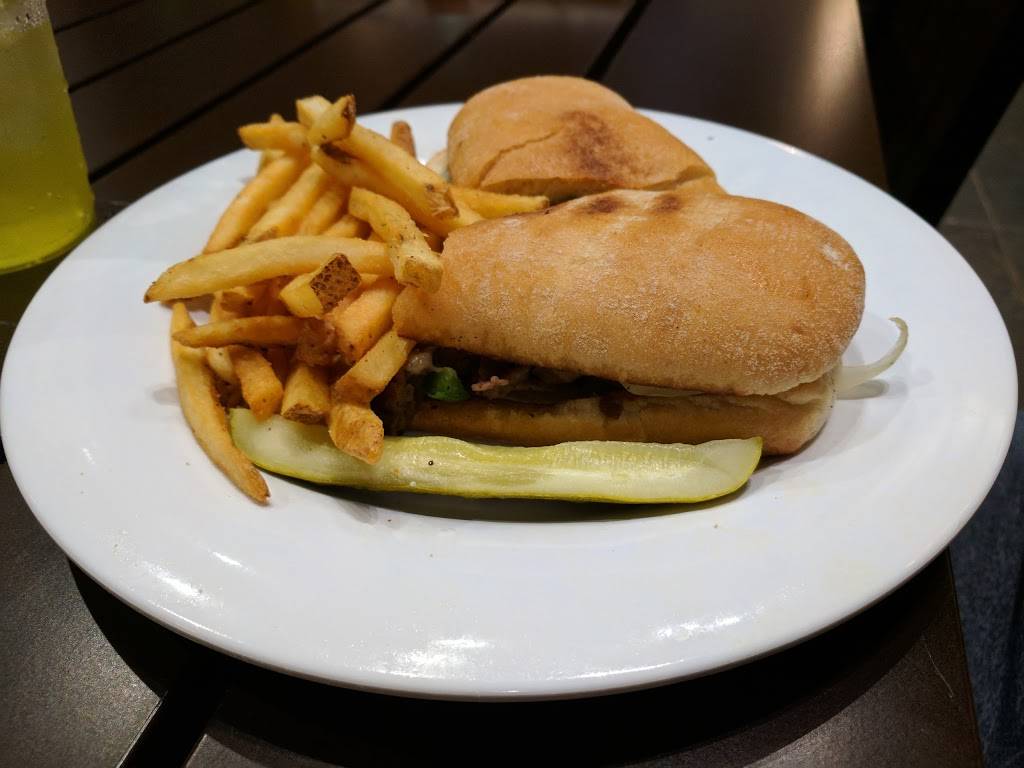 Flamingos | restaurant | 13279 Flamingo Crossings Blvd, Winter Garden, FL 34787, USA | 4077785603 OR +1 407-778-5603