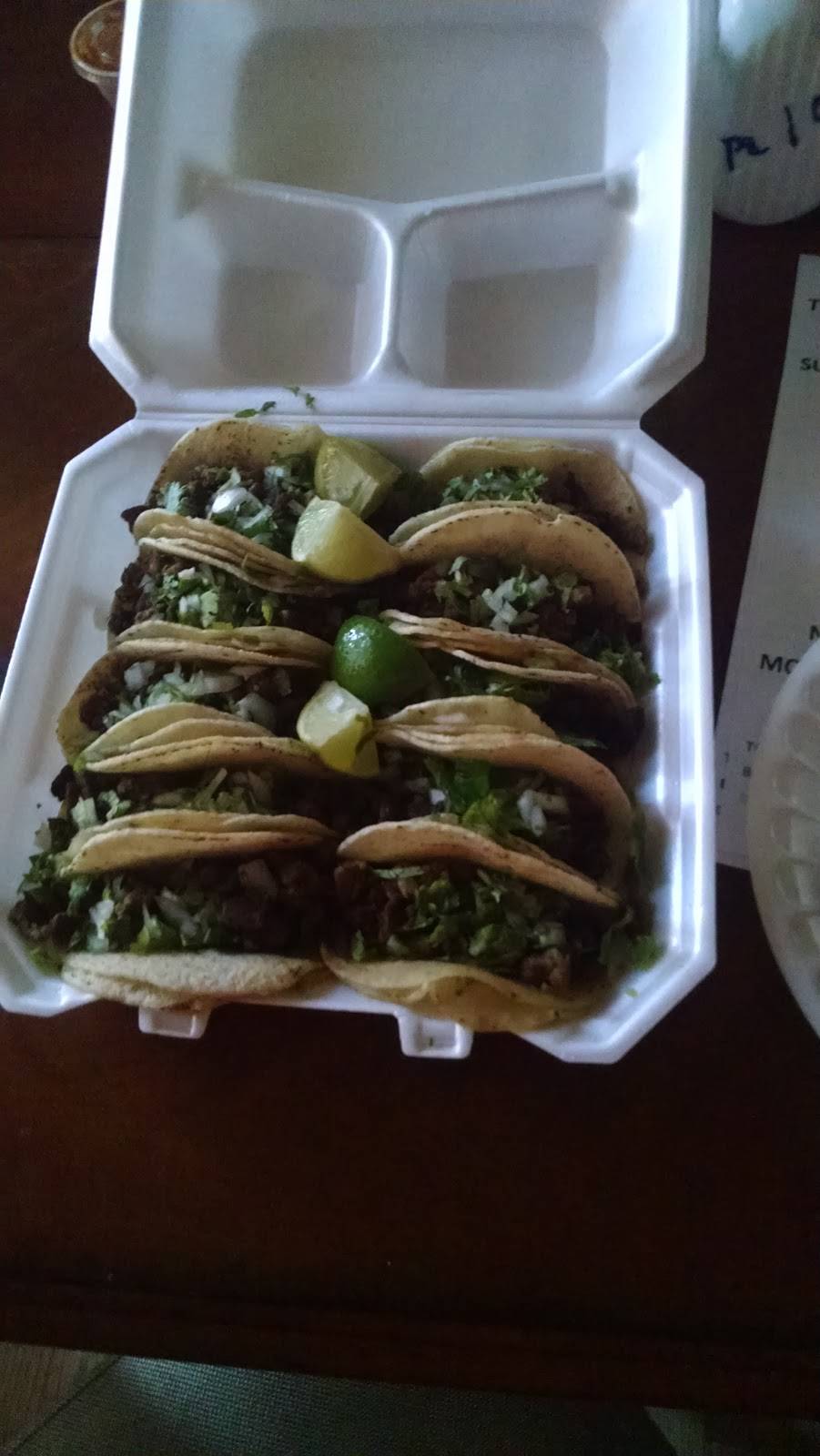 Burrito Delight | restaurant | 819 Carbondale Dr, Dacono, CO 80514, USA | 3038339736 OR +1 303-833-9736