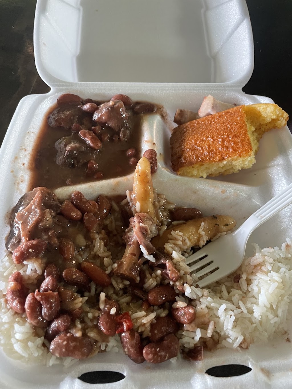 Jerk Spot Lounge | restaurant | 3092 Aloma Ave # 200, Winter Park, FL 32792, USA | 4076375324 OR +1 407-637-5324