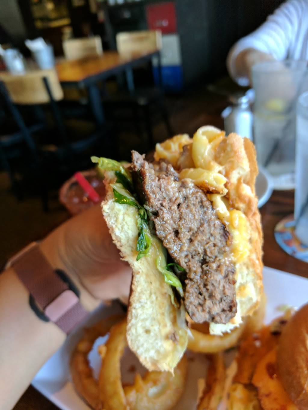 Fronks - Burgers - Barbecue - Whisky Bar | restaurant | 16922 Bellflower Blvd, Bellflower, CA 90706, USA | 5628042222 OR +1 562-804-2222