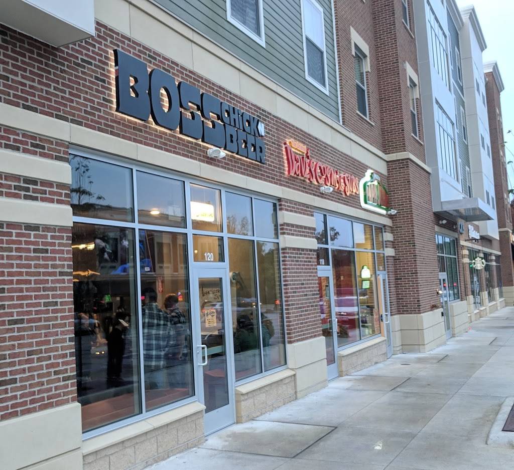 Boss Chick N Beer | restaurant | 120 Front St, Berea, OH 44017, USA | 4405327660 OR +1 440-532-7660