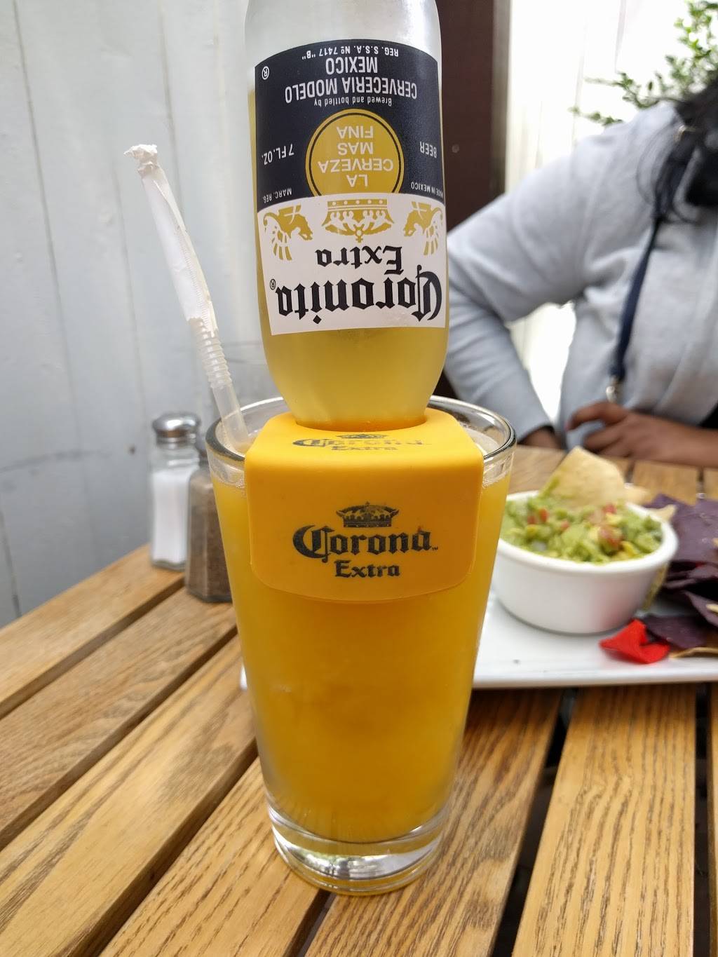 Blue Agave | restaurant | 7215 3rd Ave, Brooklyn, NY 11209, USA | 7184390808 OR +1 718-439-0808