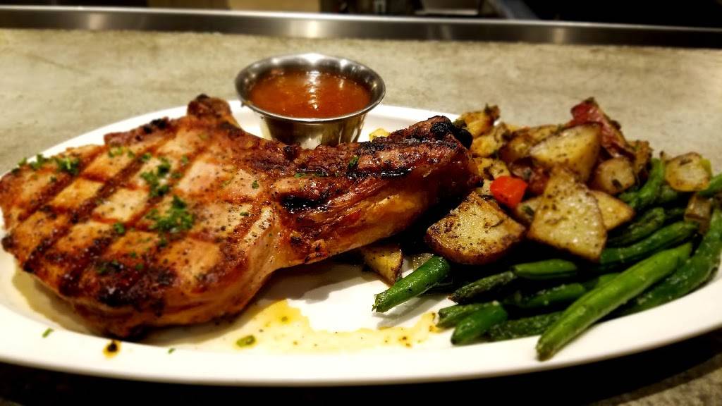 The Southern Kitchen And Bar | restaurant | 2301 Richard Arrington Jr Blvd N #300, Birmingham, AL 35203, USA | 2052787270 OR +1 205-278-7270