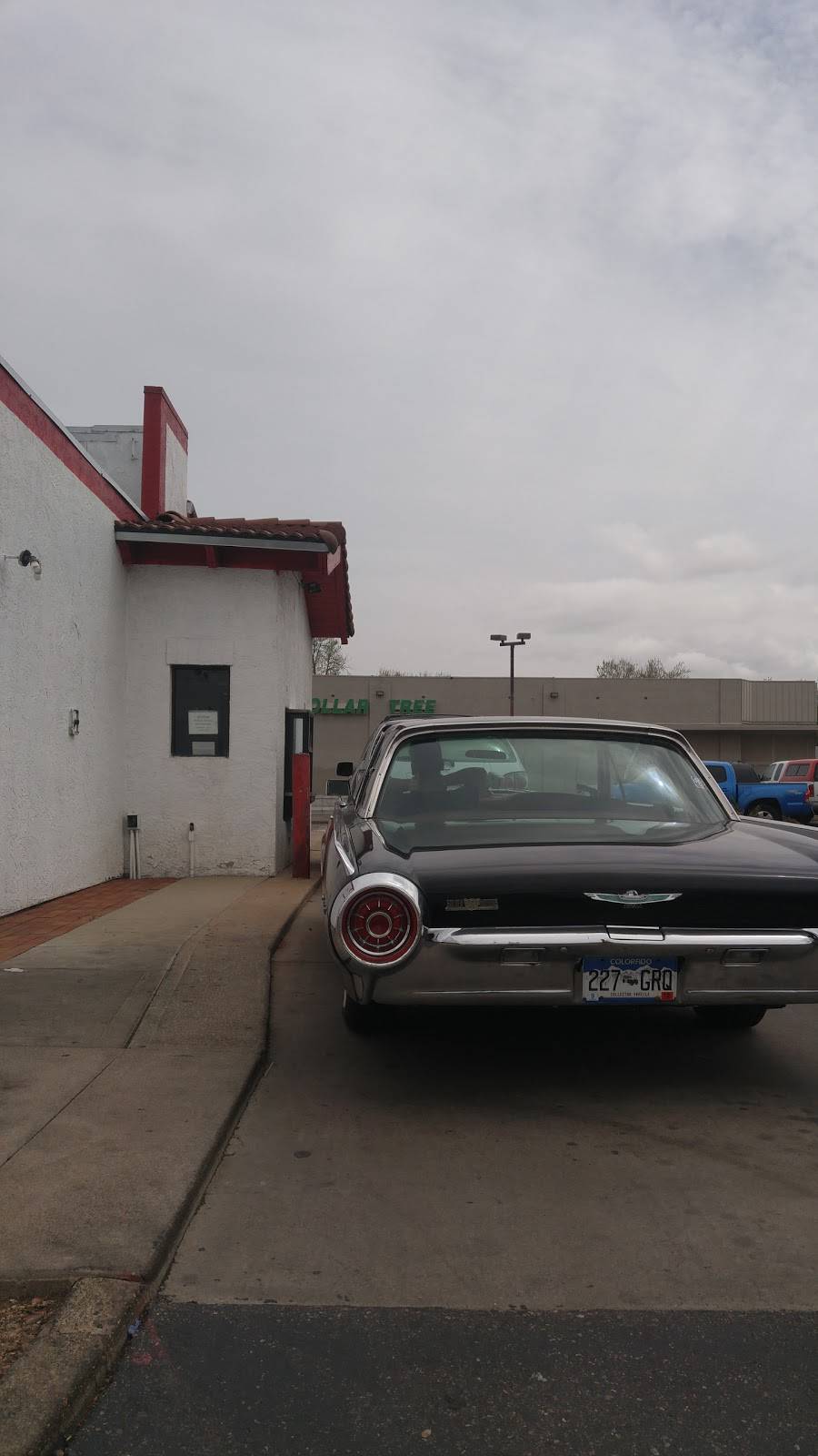 Viva Burrito | restaurant | 5165 Federal Blvd, Denver, CO 80221, USA | 3034551384 OR +1 303-455-1384