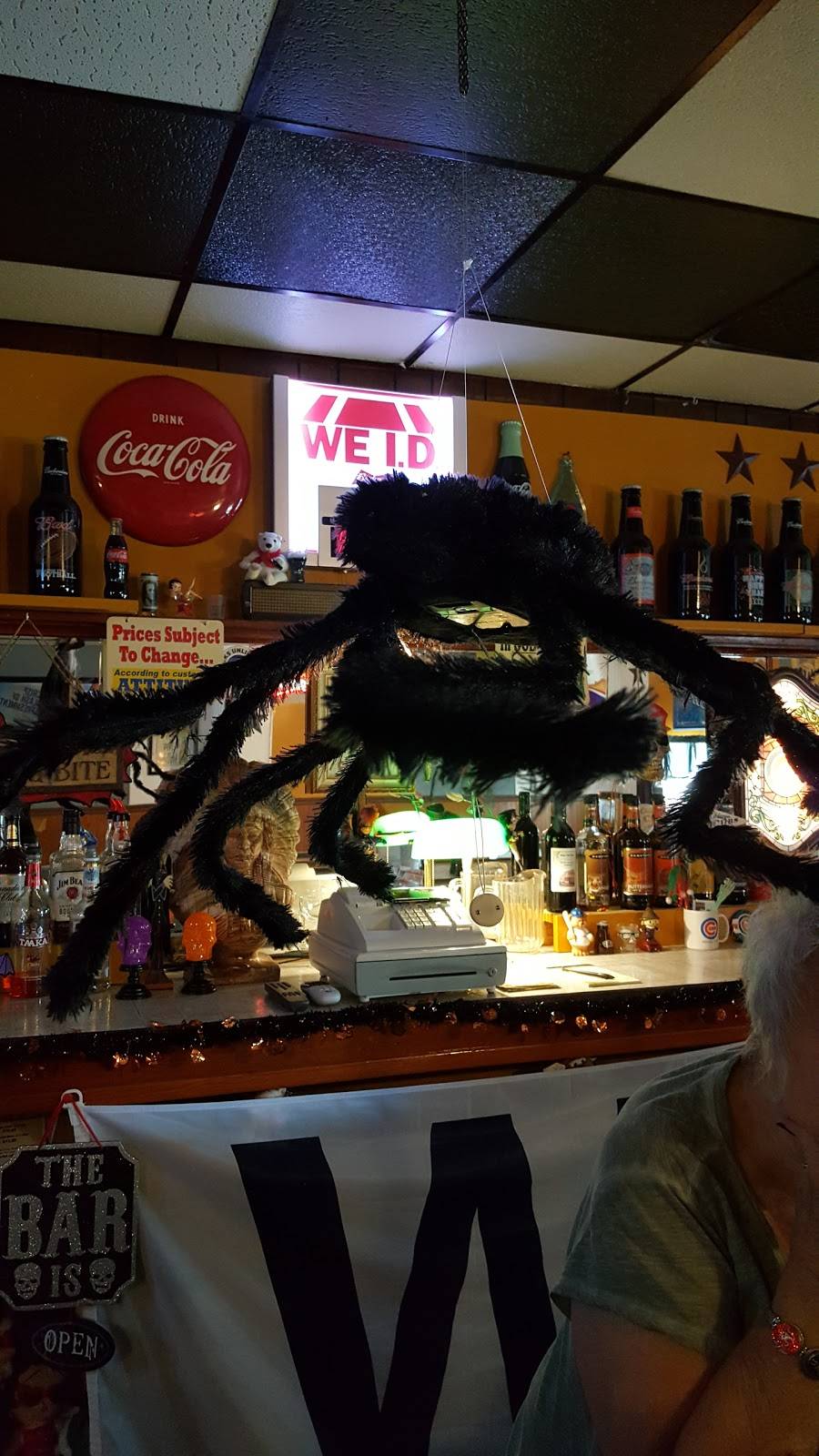 Bettys Rite Bank Bar and Grill | restaurant | 312 Main St, St David, IL 61563, USA | 3096681805 OR +1 309-668-1805