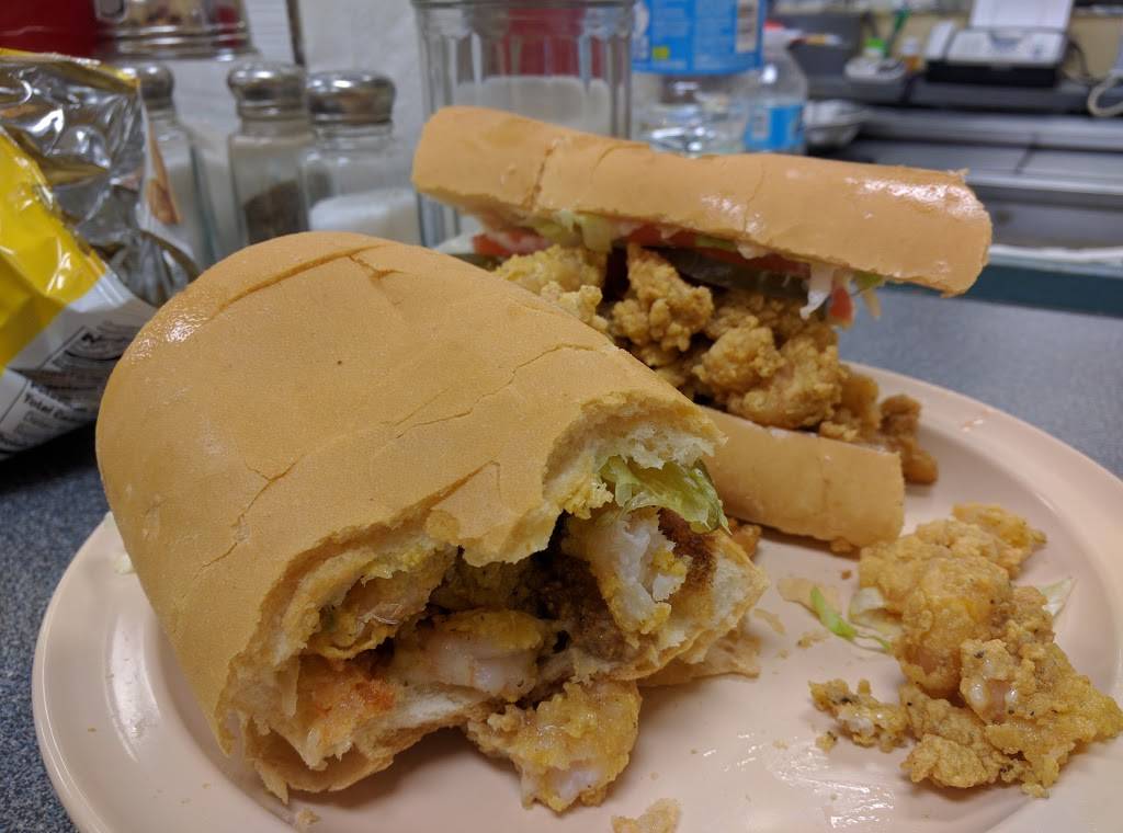 P & G Restaurant | restaurant | 345 Baronne St, New Orleans, LA 70112, USA | 5045259678 OR +1 504-525-9678