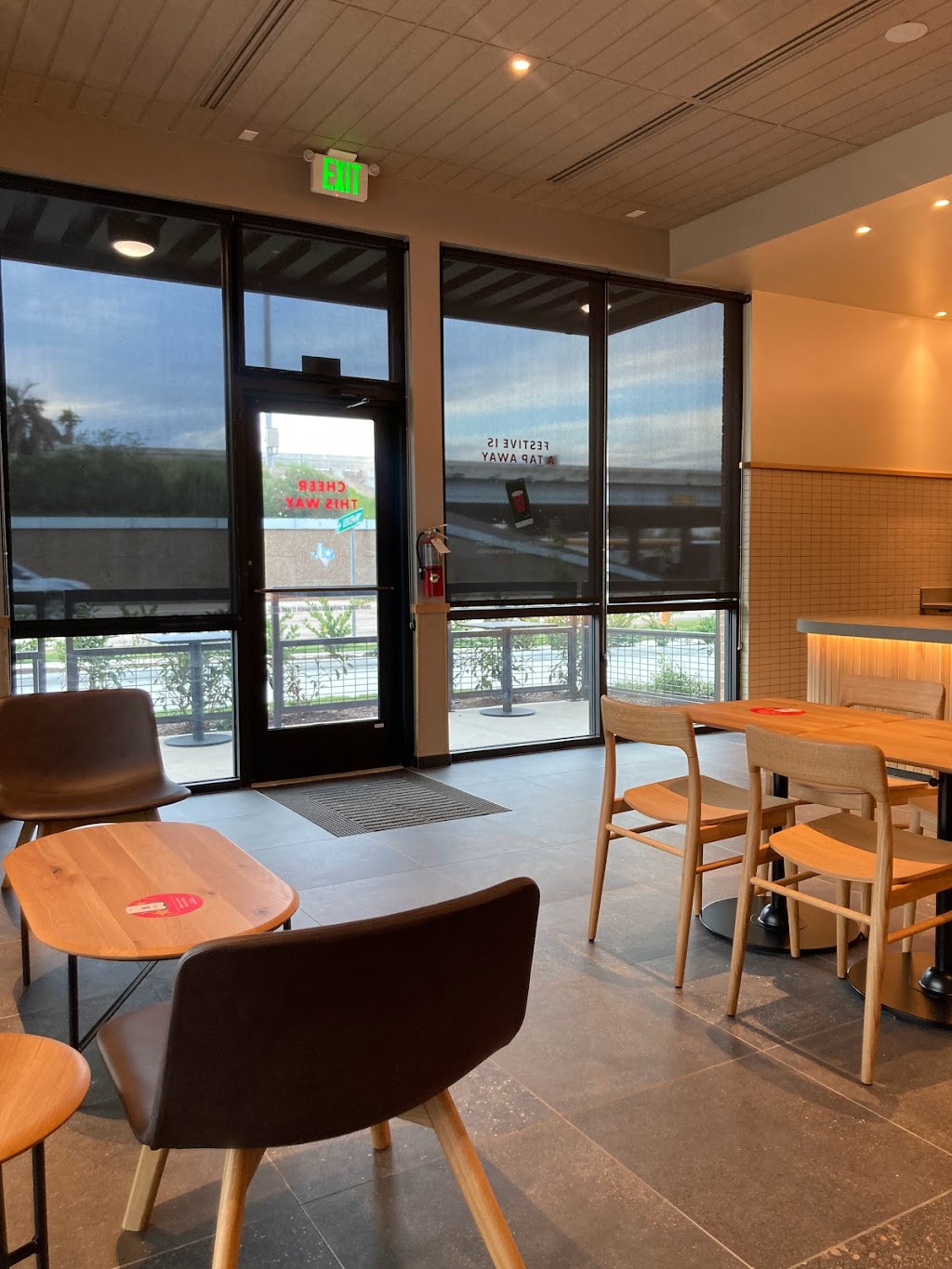 Starbucks | cafe | 117 Hwy 146 S, La Porte, TX 77571, USA | 3466991109 OR +1 346-699-1109