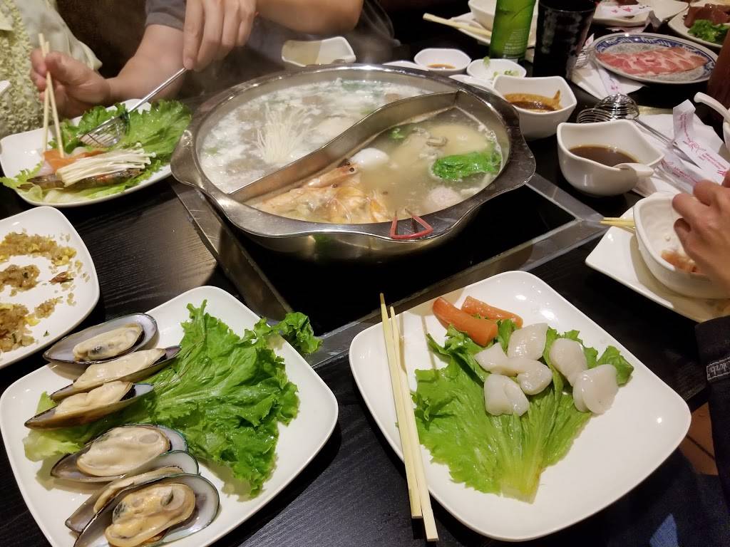 Kim Tao Hot Pot | restaurant | 10 East Wilmot St #10-13, Richmond Hill, ON L4G 1G9, Canada | 9058828877 OR +1 905-882-8877
