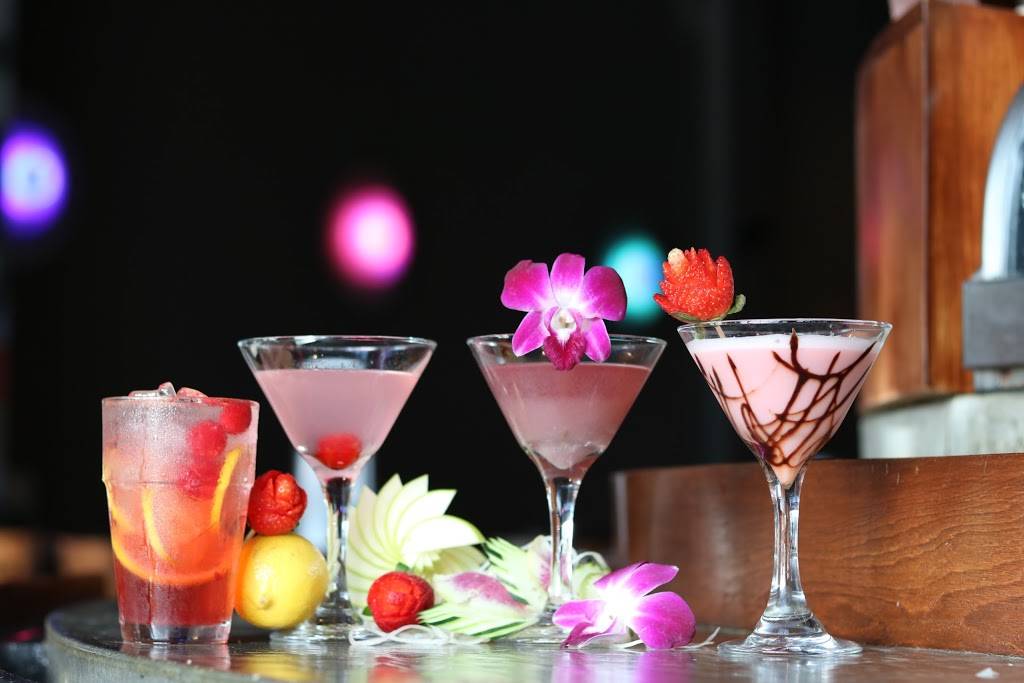 Rock-n-Sake Bar & Sushi | restaurant | 107 Stonemont Rd, Lafayette, LA 70508, USA | 3374088920 OR +1 337-408-8920