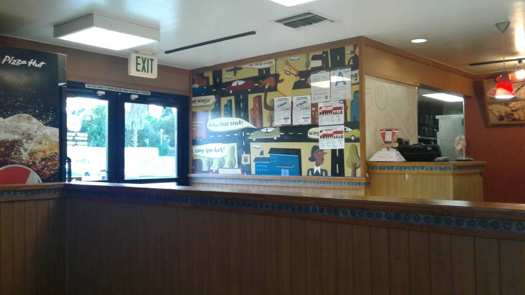 Pizza Hut | restaurant | 23717 Victory Blvd, Canoga Park, CA 91307, USA | 8187036700 OR +1 818-703-6700