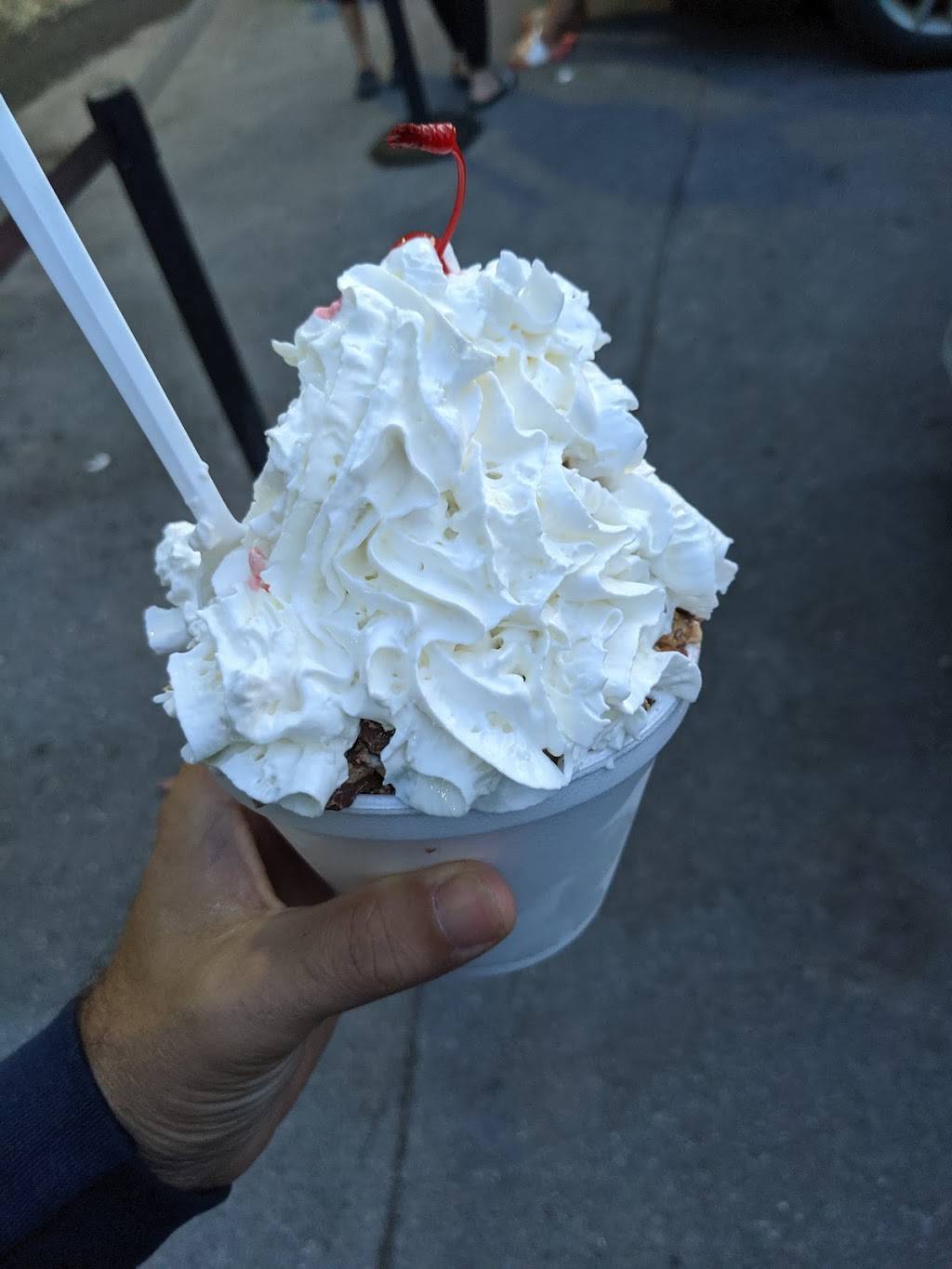 Wind-Chill Factory | restaurant | 794 NY-9N, Ticonderoga, NY 12883, USA | 5185853044 OR +1 518-585-3044