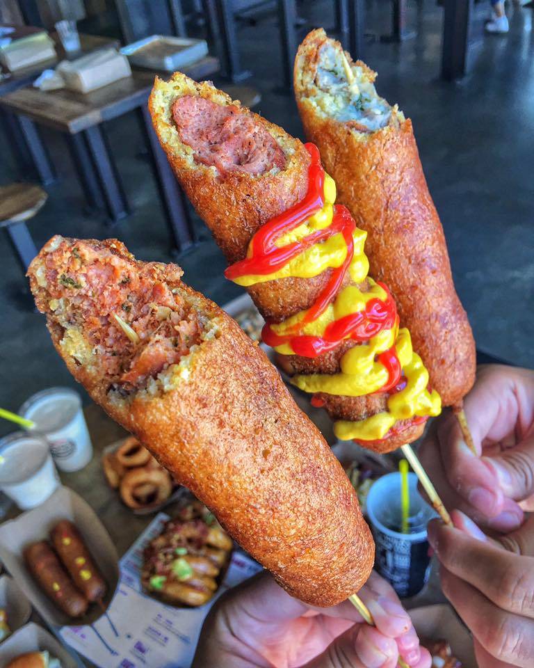 Dog Haus Biergarten Claremont | meal takeaway | SYCAMORE HILLS PLAZA, 2209 E Baseline Rd Ste 700, Claremont, CA 91711, USA | 9099310404 OR +1 909-931-0404