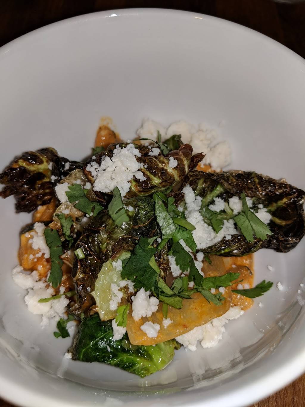 R Kitchen | restaurant | 1337 Ashley River Rd, Charleston, SC 29407, USA | 8437894342 OR +1 843-789-4342