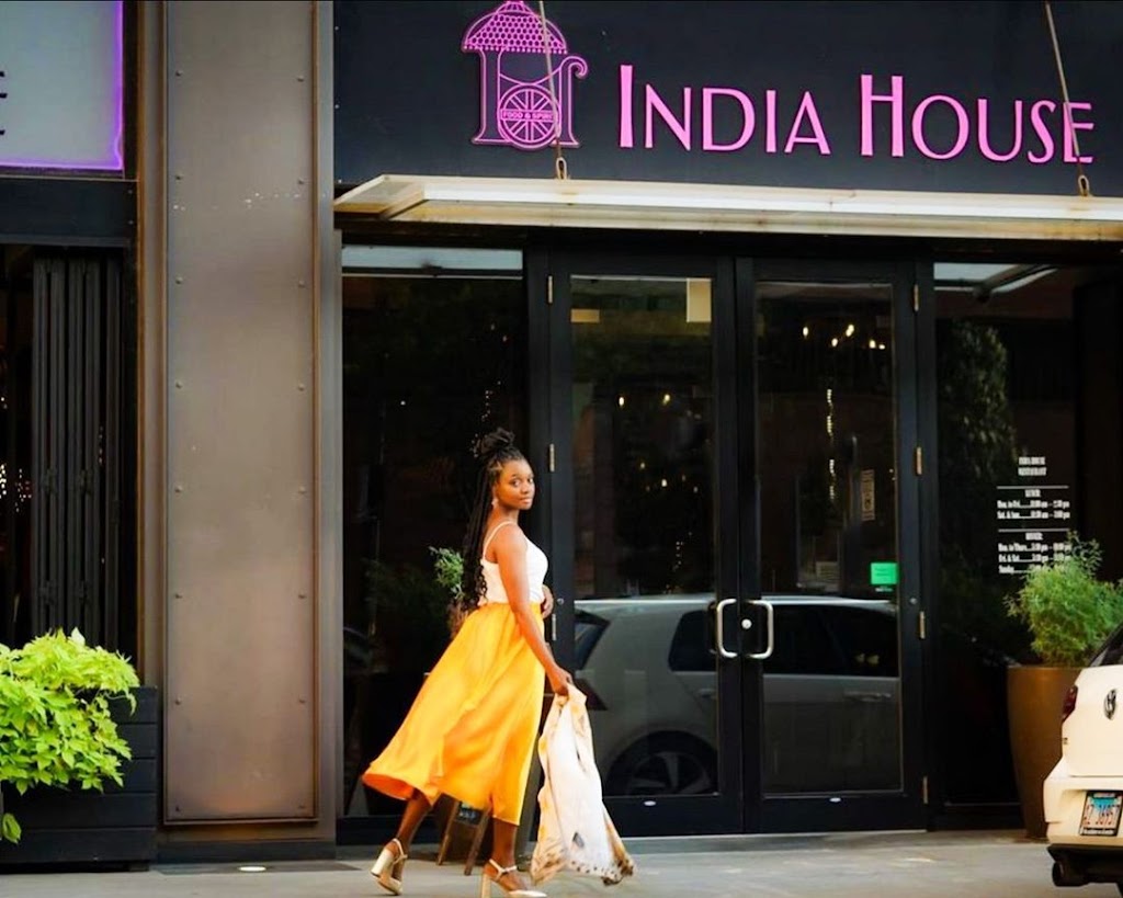 India House Restaurant - Chicago | restaurant | 59 W Grand Ave, Chicago, IL 60654, USA | 3126459500 OR +1 312-645-9500