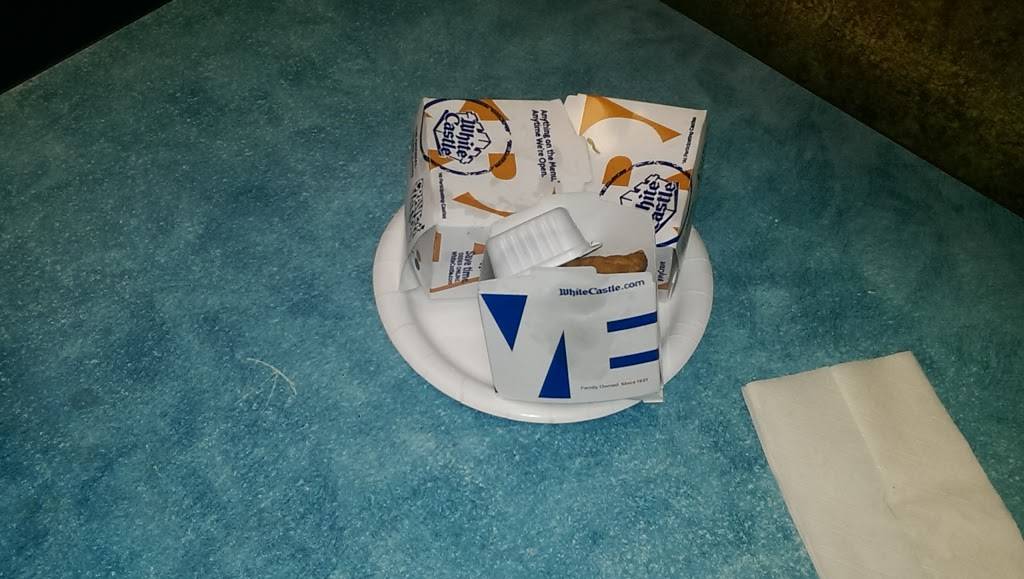 White Castle | restaurant | 1550 E 79th St, Chicago, IL 60619, USA | 7737682453 OR +1 773-768-2453