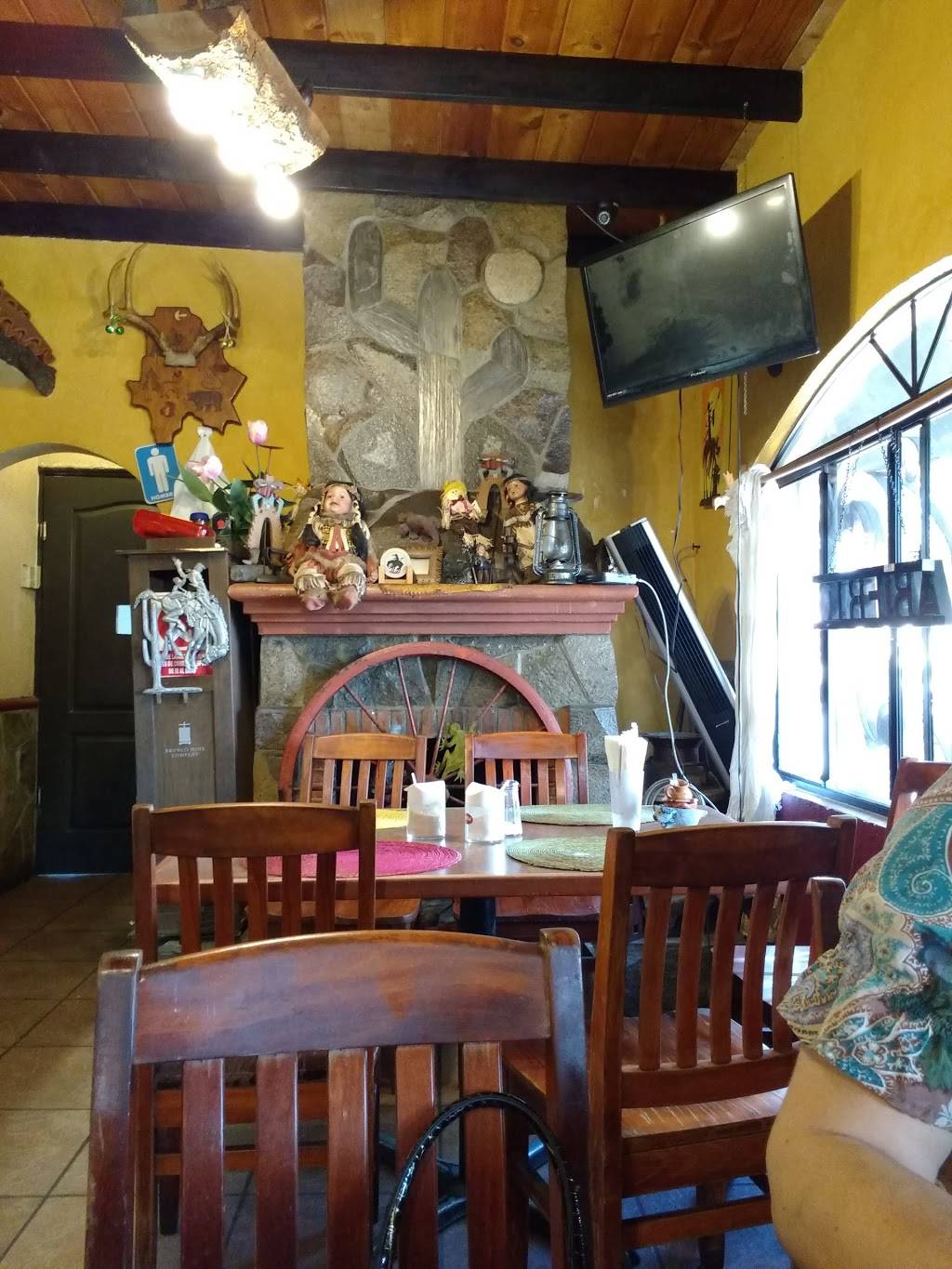 Restaurant los Panchos | restaurant | Avenida Josefa O. de Domínguez 1050, Independencia, 22480 Ensenada, B.C., Mexico | 016462066316 OR +52 646 206 6316