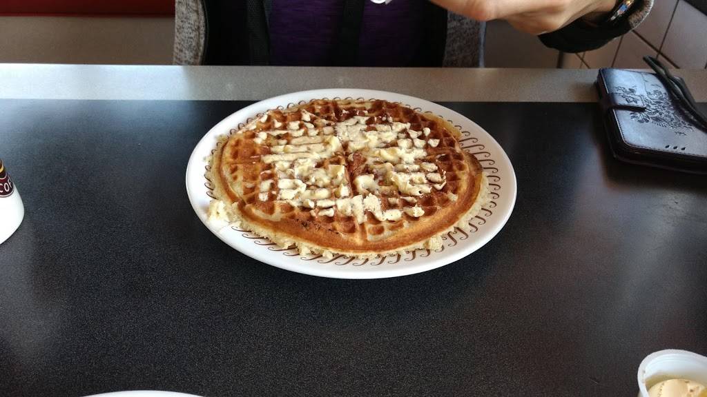 Waffle House | meal takeaway | 1300 Lincoln Way W E, Chambersburg, PA 17202, USA | 7177099235 OR +1 717-709-9235
