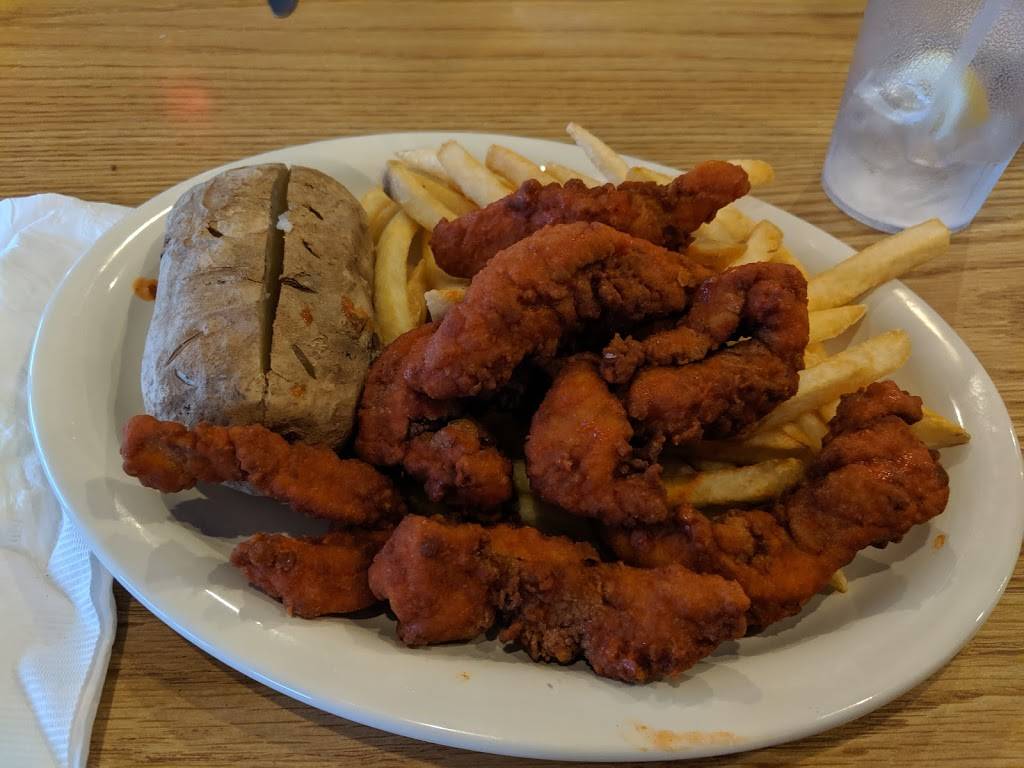 Warrens Waterfront Restaurant | restaurant | 96 Main St, Bucksport, ME 04416, USA | 2074691600 OR +1 207-469-1600