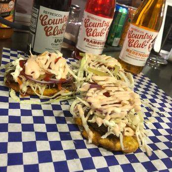 De lo Mío Street Food | restaurant | 4755 NW 183rd St, Miami Gardens, FL 33055, USA | 7867539366 OR +1 786-753-9366