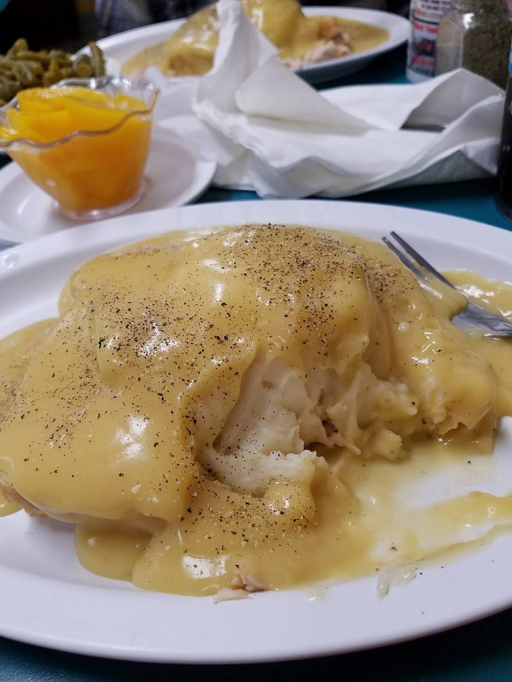 Skooters Family Restaurant | restaurant | 1602 State St, Columbus, IN 47201, USA | 8123766386 OR +1 812-376-6386