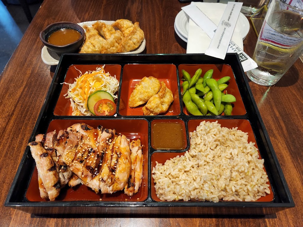 Zen Box Izakaya | restaurant | 602 Washington Ave S, Minneapolis, MN 55415, USA | 6123323936 OR +1 612-332-3936