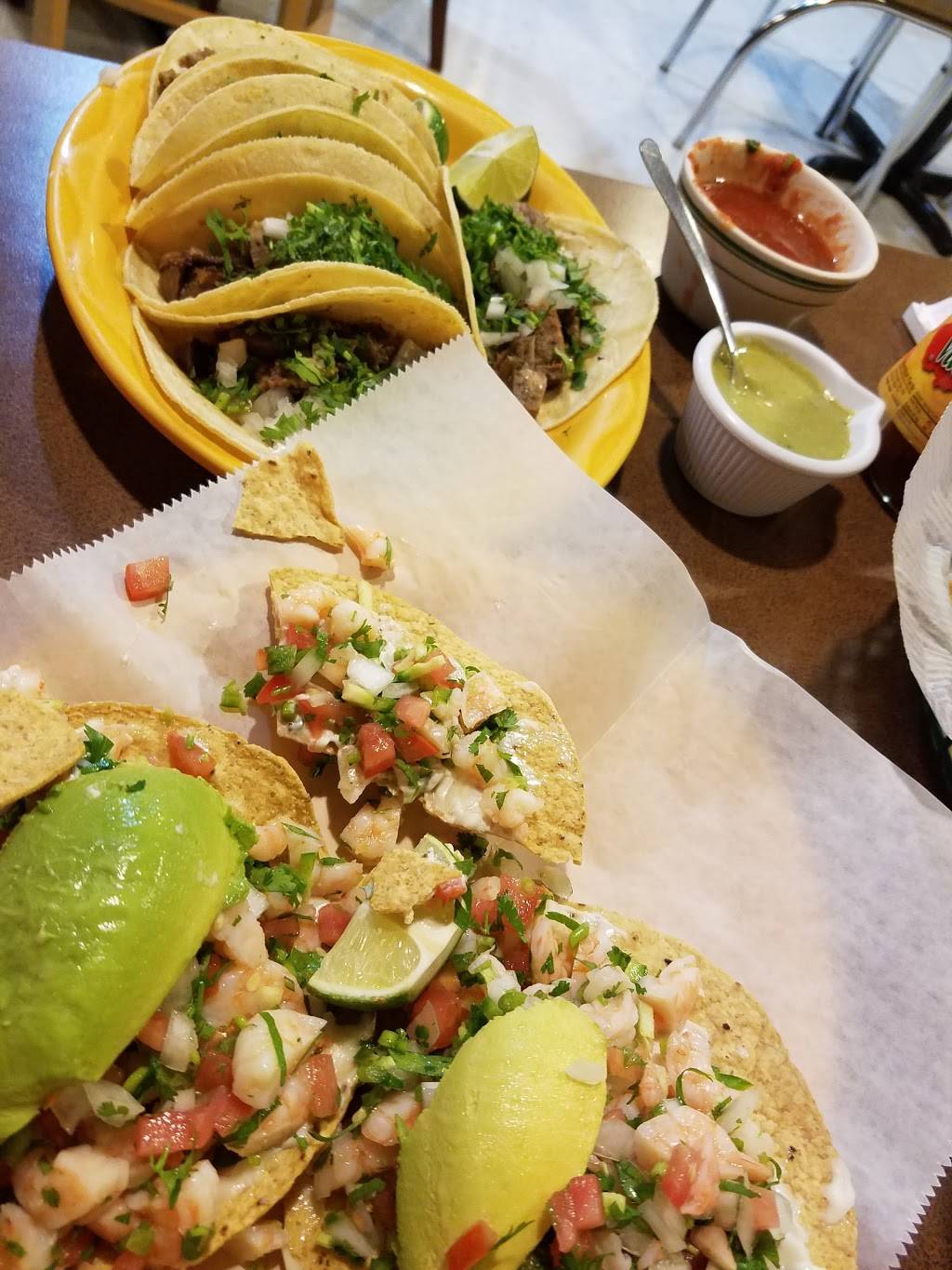 Tanias Mexican Restaurant & Store | restaurant | 37 West St, Gettysburg, PA 17325, USA | 7173343751 OR +1 717-334-3751