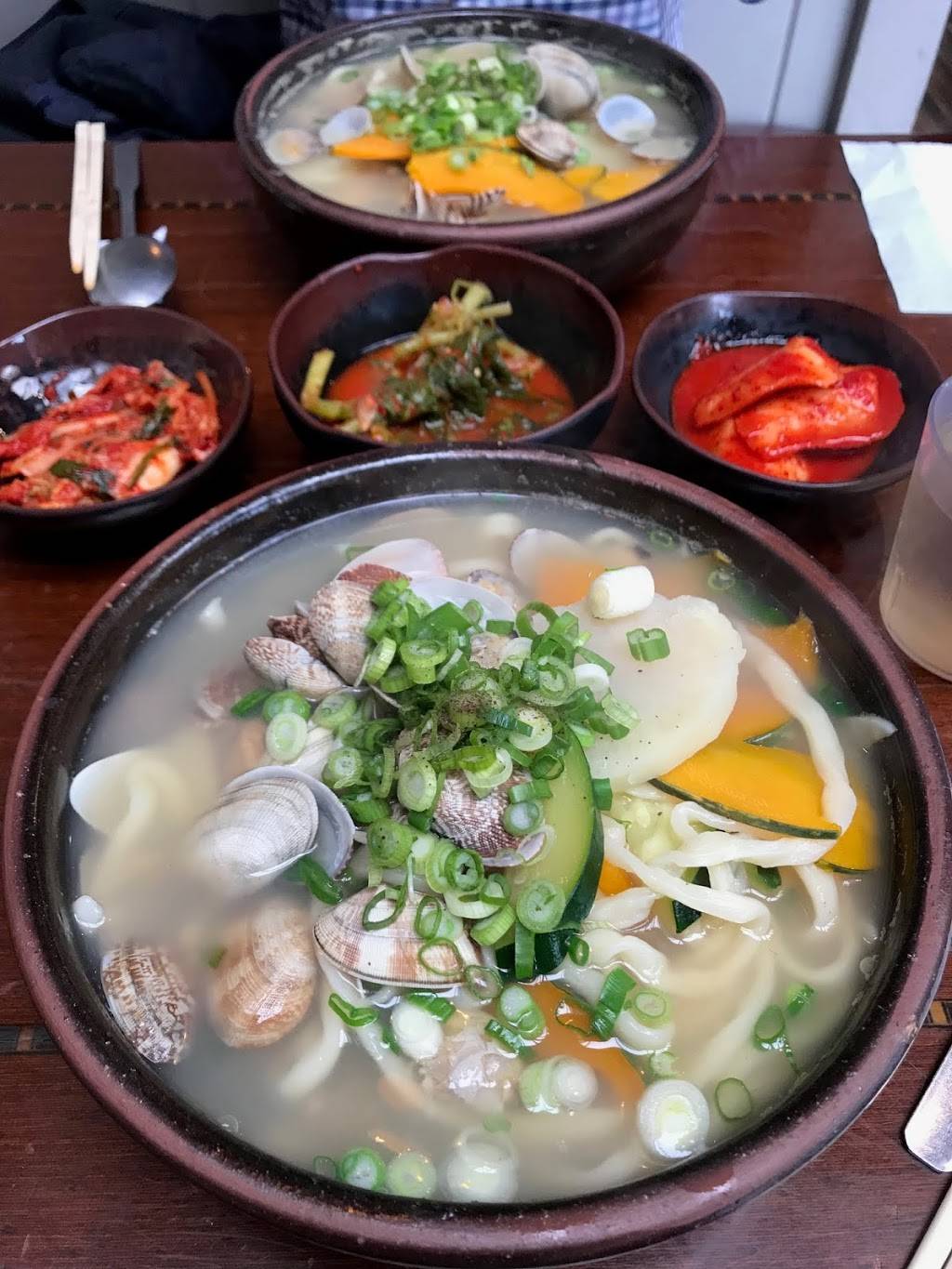 Hangari Kalgooksu | restaurant | 9916 Garden Grove Blvd, Garden Grove, CA 92844, USA | 7145370100 OR +1 714-537-0100