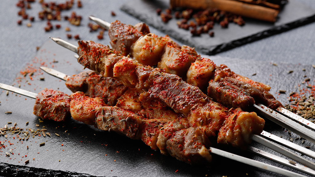 Blue Whale Fancy Food Restaurant | restaurant | 136 E Main Plaza, San Antonio, TX 78205, USA | 2109018888 OR +1 210-901-8888