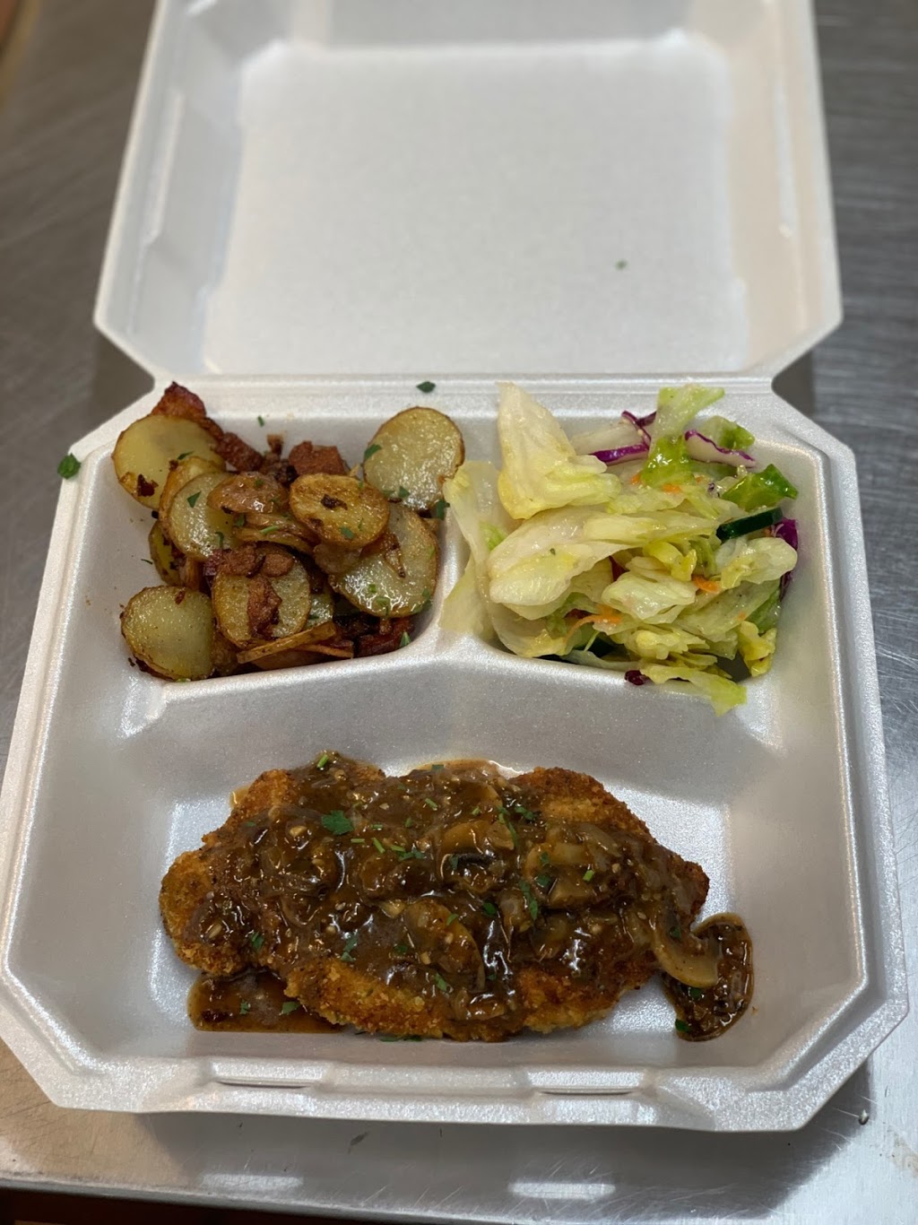 Honeyb33s, LLC | restaurant | 2827a Hwy 72 E, Huntsville, AL 35811, USA | 2563658990 OR +1 256-365-8990