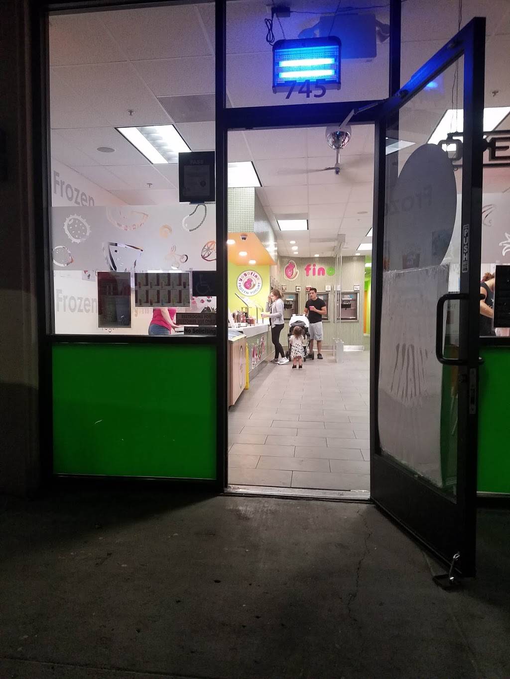 Yogofino | restaurant | 745 1st St, Gilroy, CA 95020, USA | 4087672115 OR +1 408-767-2115