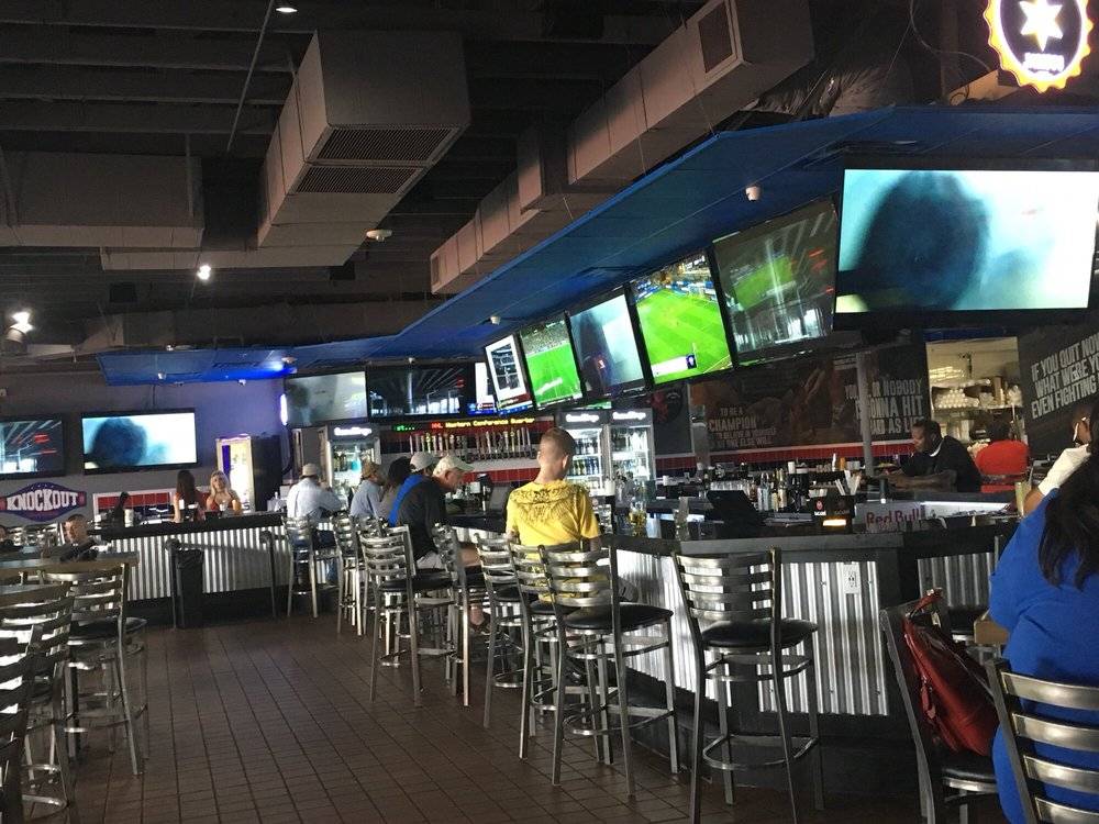 Knockout Sports Bar | restaurant | 2212 W Northwest Hwy, Dallas, TX 75220, USA | 4698720183 OR +1 469-872-0183